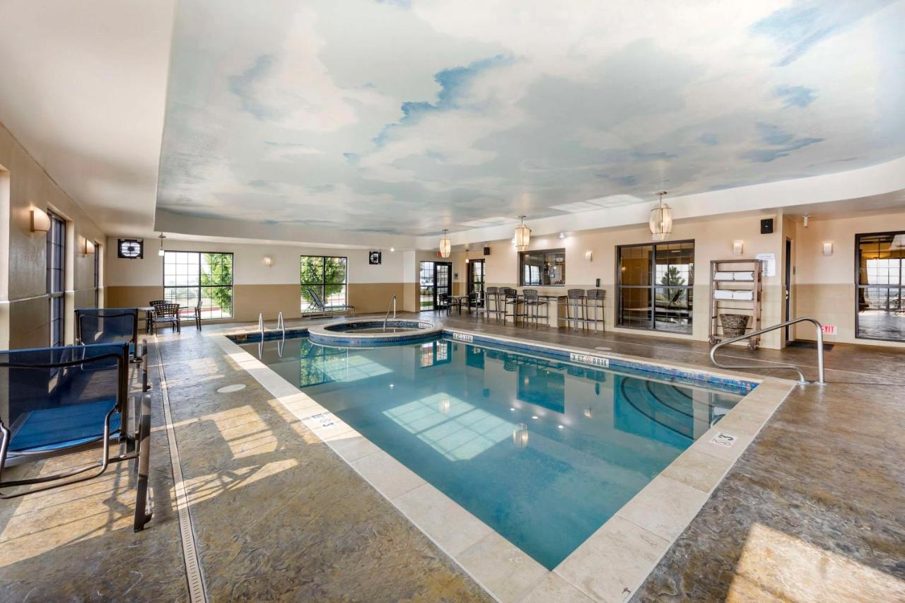  | Best Western Plus Emerald Inn & Suites