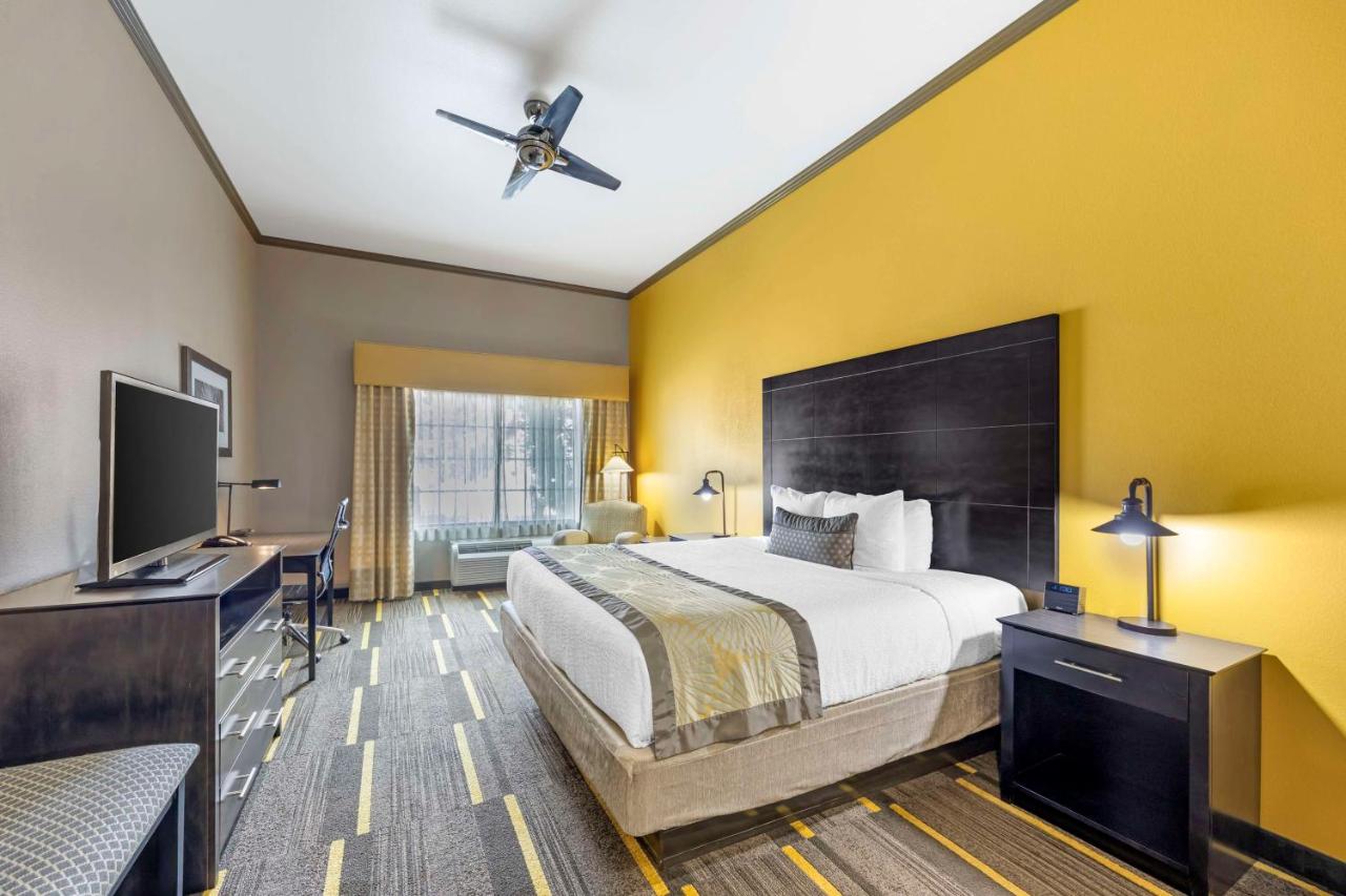  | Best Western Plus Emerald Inn & Suites