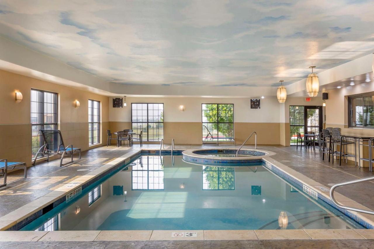  | Best Western Plus Emerald Inn & Suites