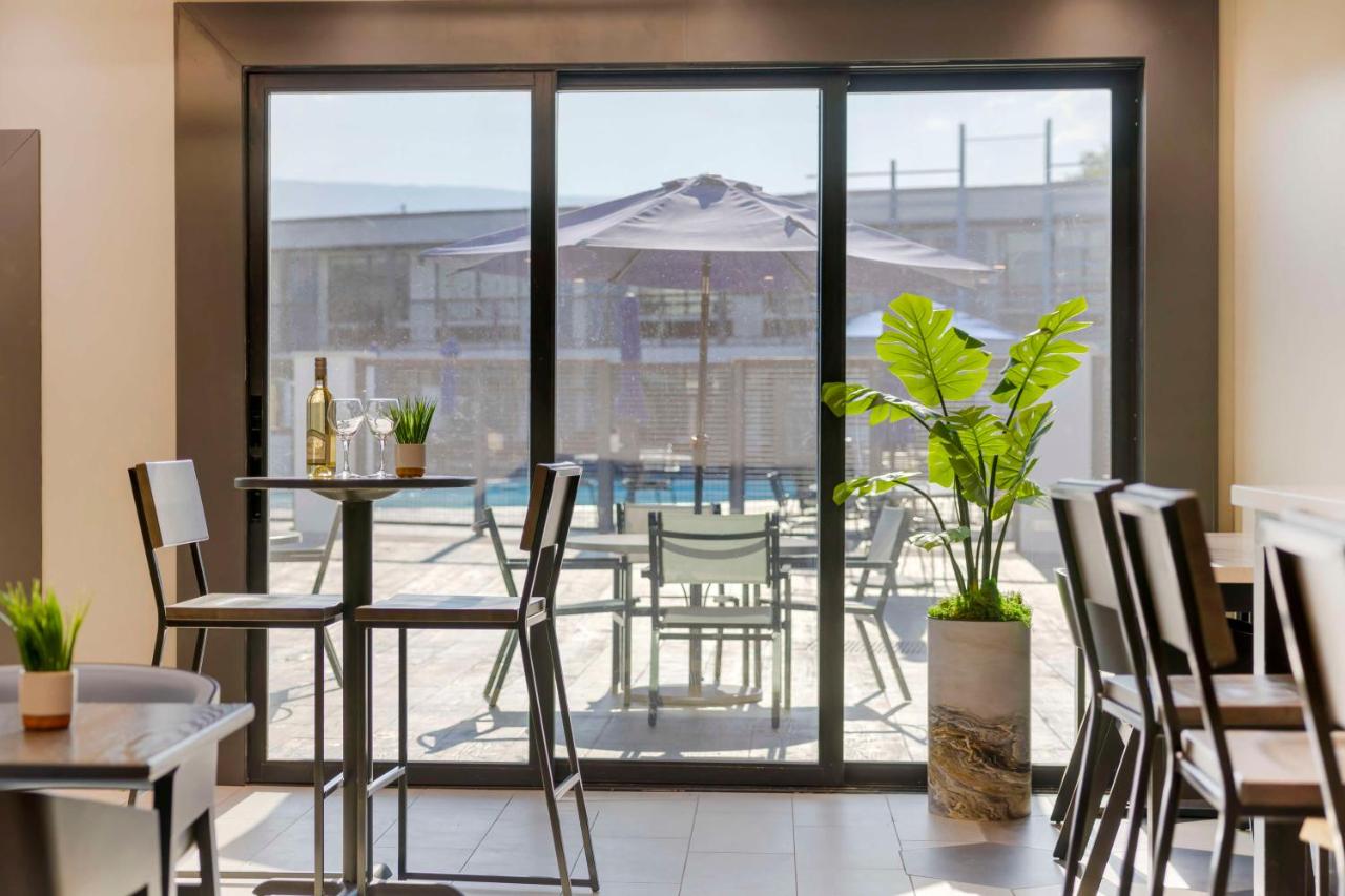| Aiden by Best Western at South Reno