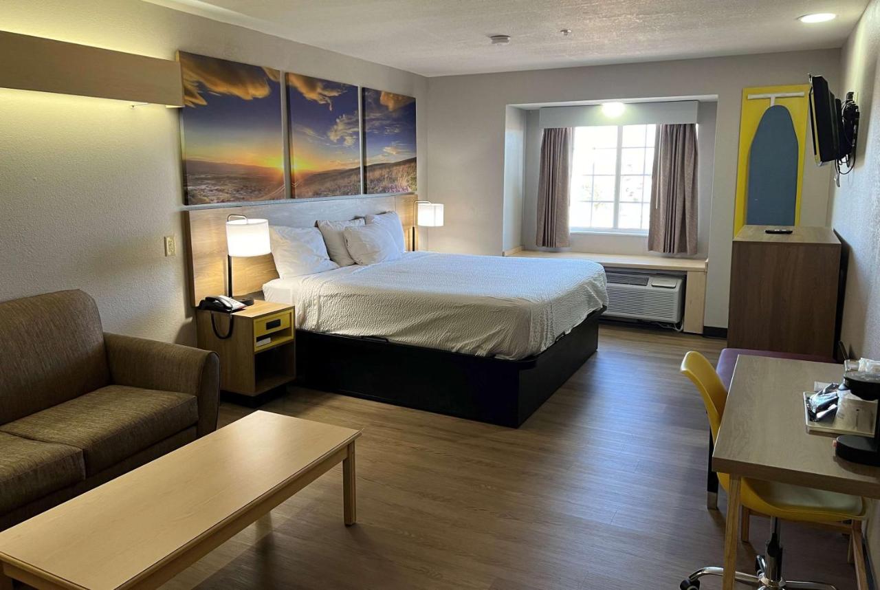 Room #100230127 at Days Inn & Suites by Wyndham Hutchinson