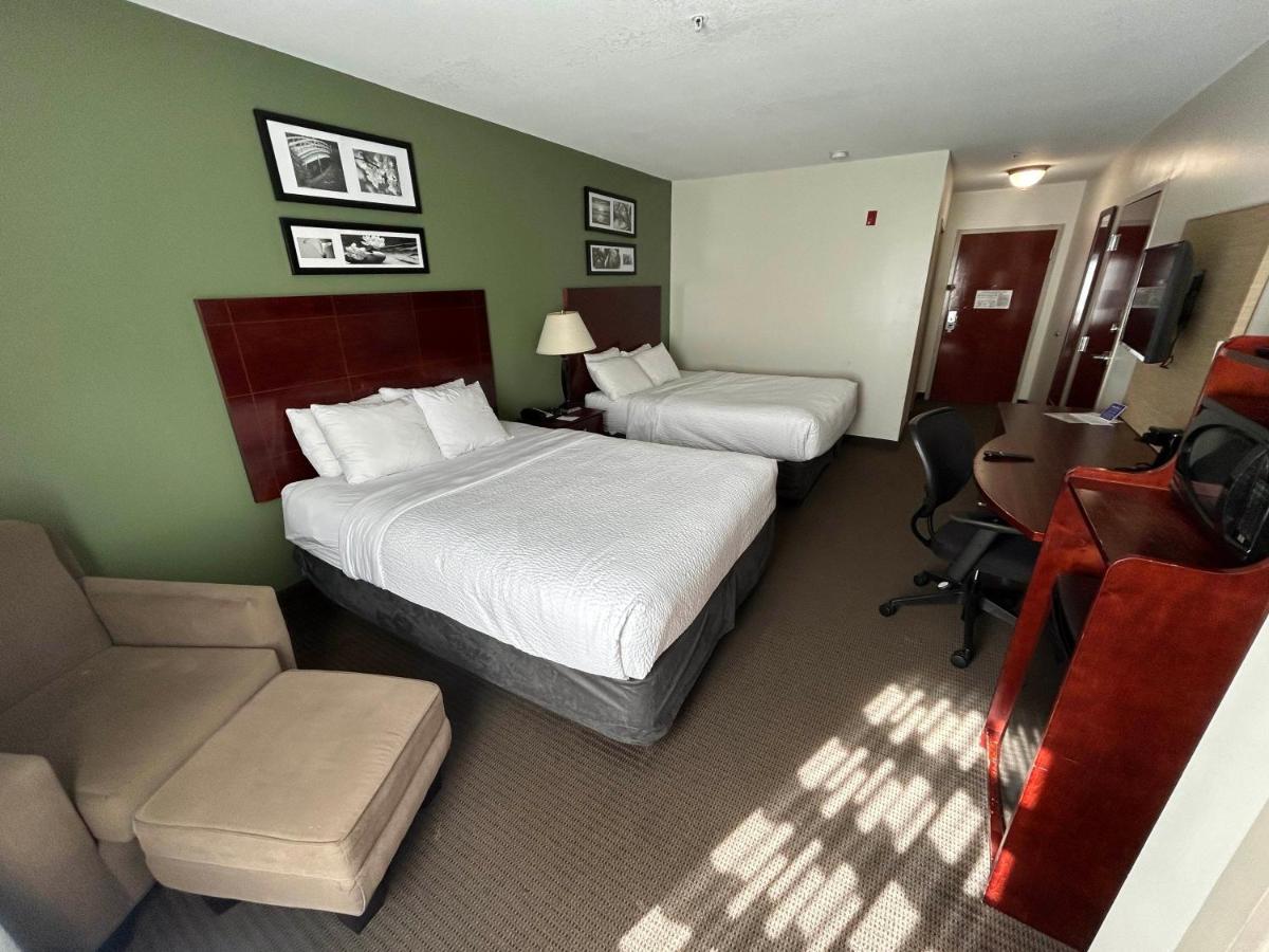 Queen Room with Two Queen Beds - Non-Smoking at Sleep Inn & Suites Manchester near Arnold AFB
