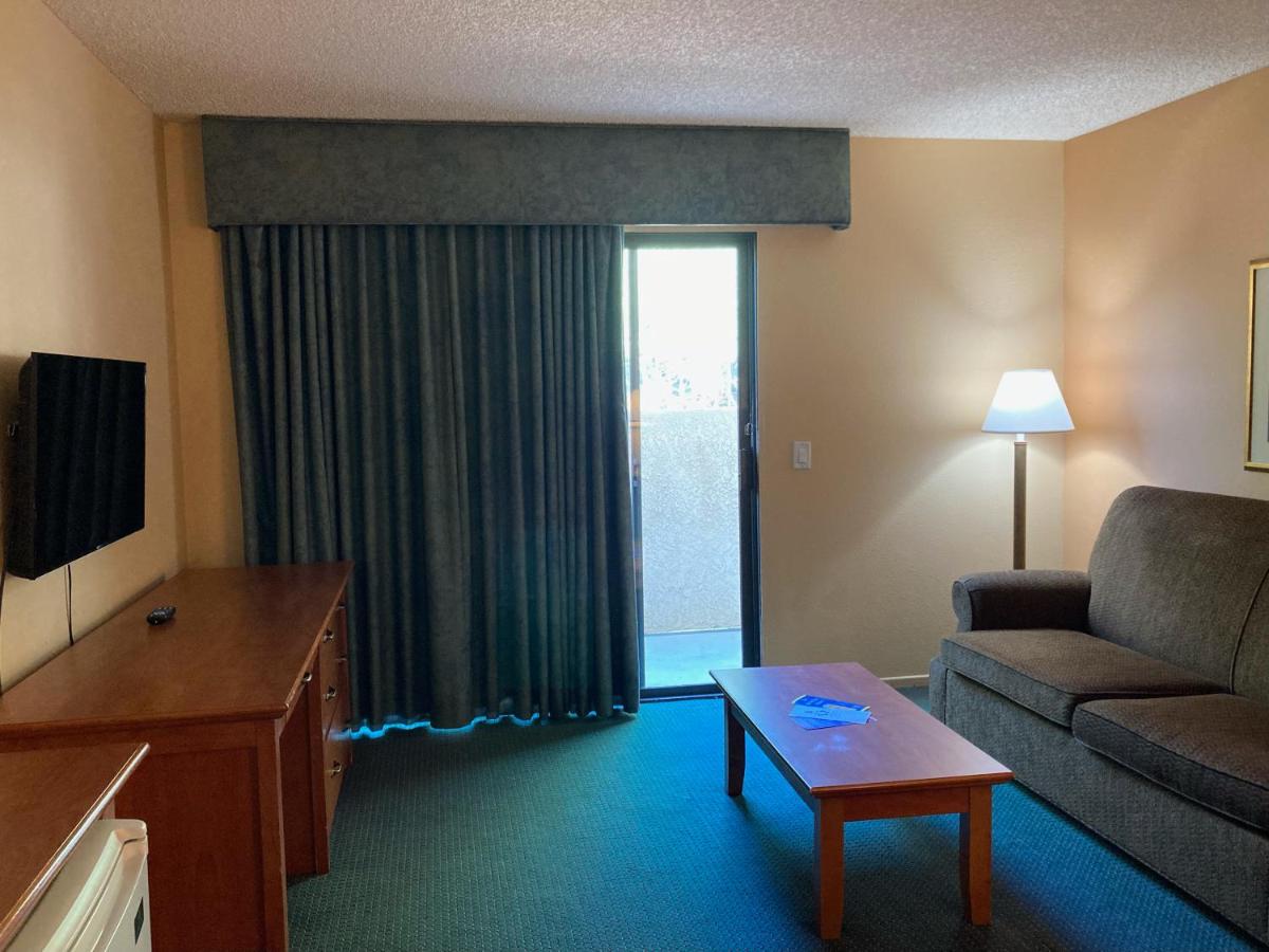 Junior Suite with Mountain View at Miracle Springs Resort & Spa