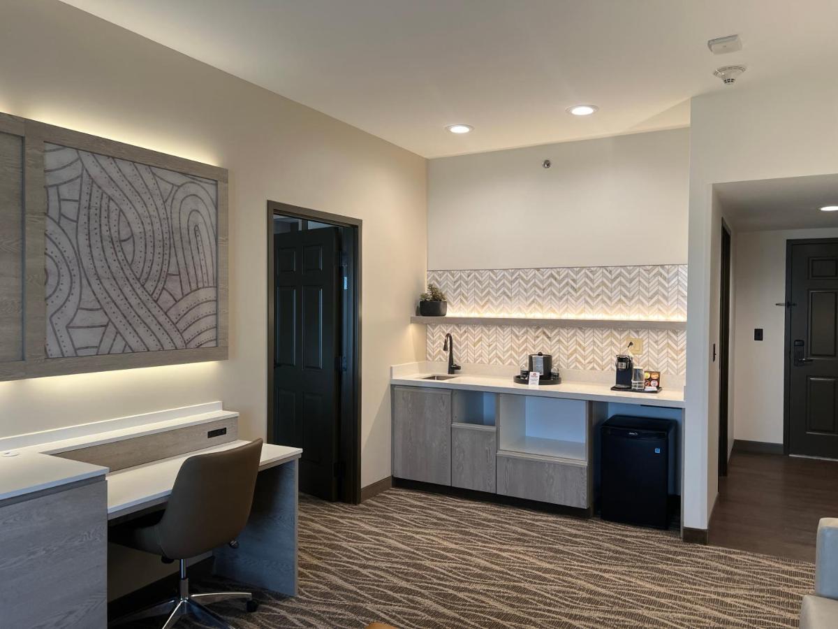 Executive Suite at Cherokee Casino & Hotel West Siloam Springs