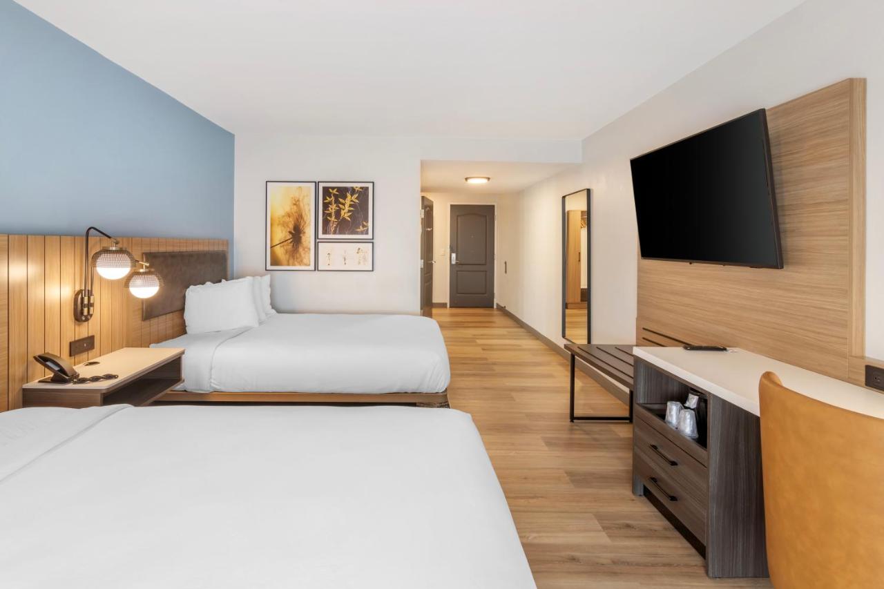Queen Room with Two Queen Beds - Disability Access/Non-Smoking at Country Inn & Suites by Radisson, Savannah Airport, GA