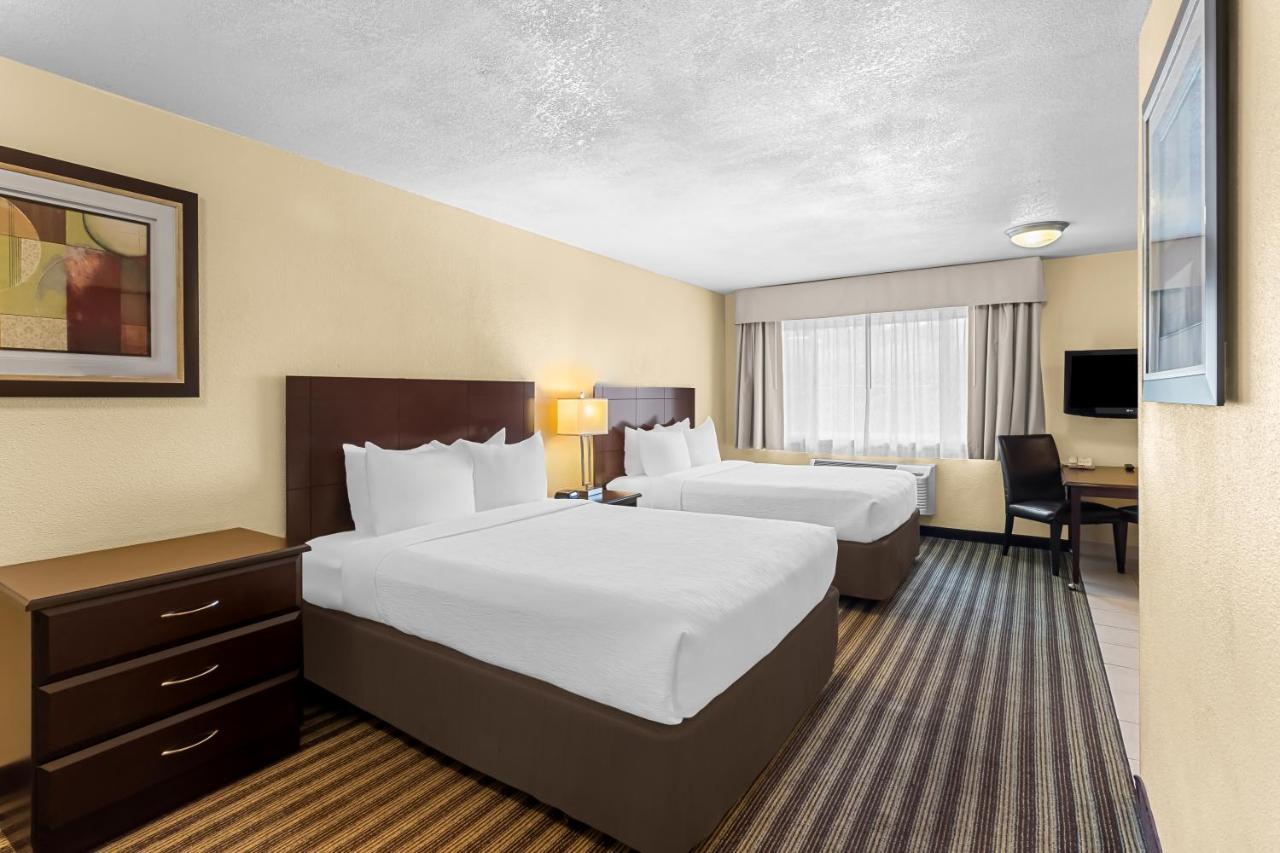 Efficiency Queen Room with Two Queen Beds - Accessible/Non-Smoking at Quality Inn & Suites Vancouver - Hazel Dell