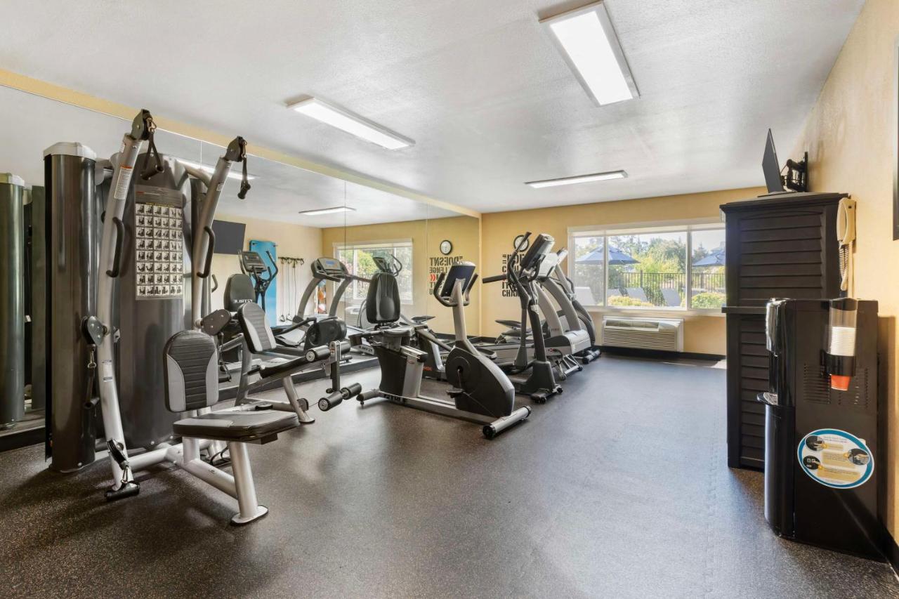 | Best Western Plus Heritage Inn