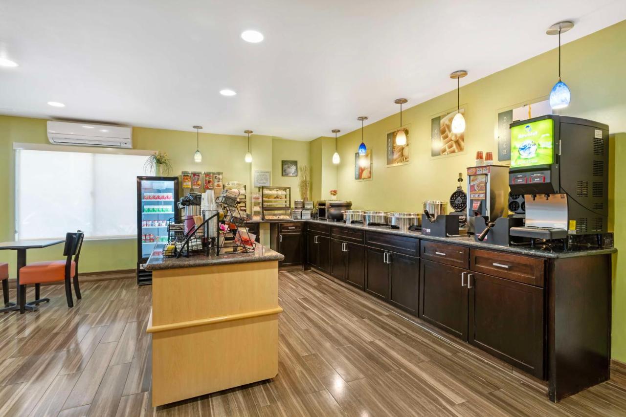 | Best Western Plus Heritage Inn