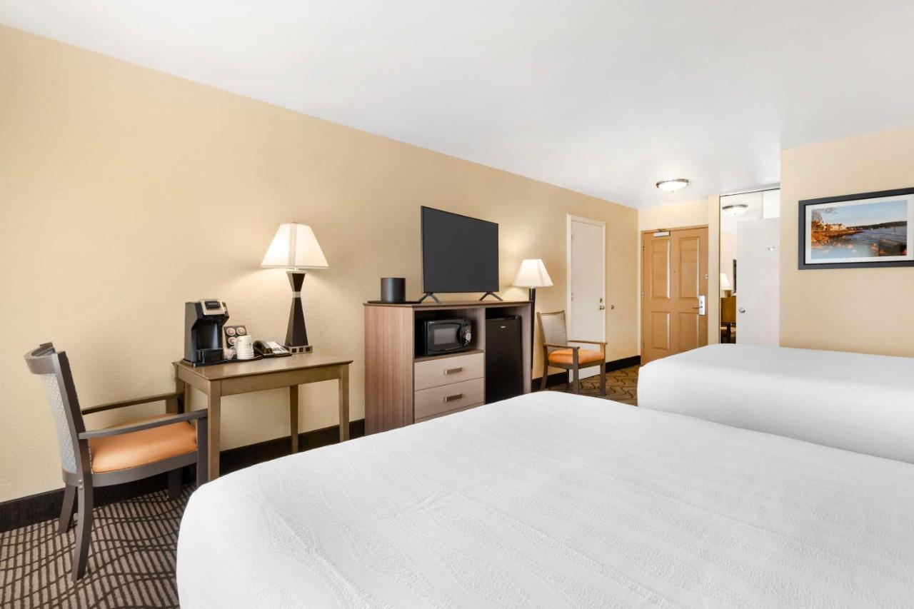 | Best Western Plus Heritage Inn