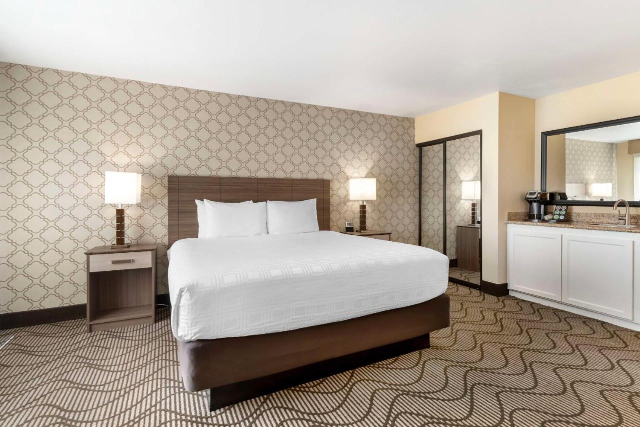 | Best Western Plus Heritage Inn