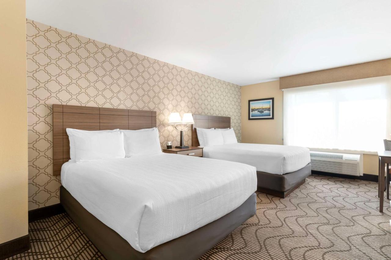 | Best Western Plus Heritage Inn