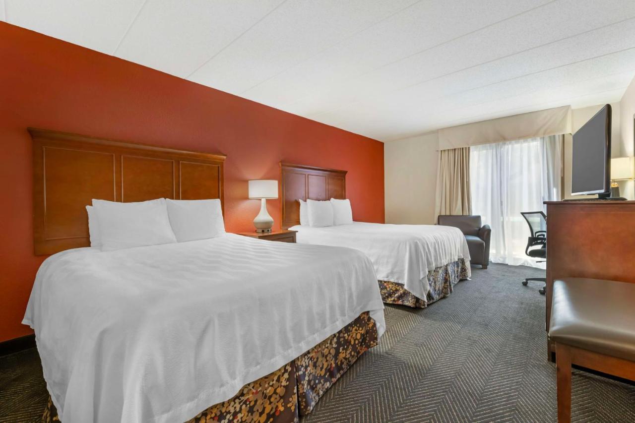Queen Room with Two Queen Beds at Best Western Plus St. Paul North/Shoreview