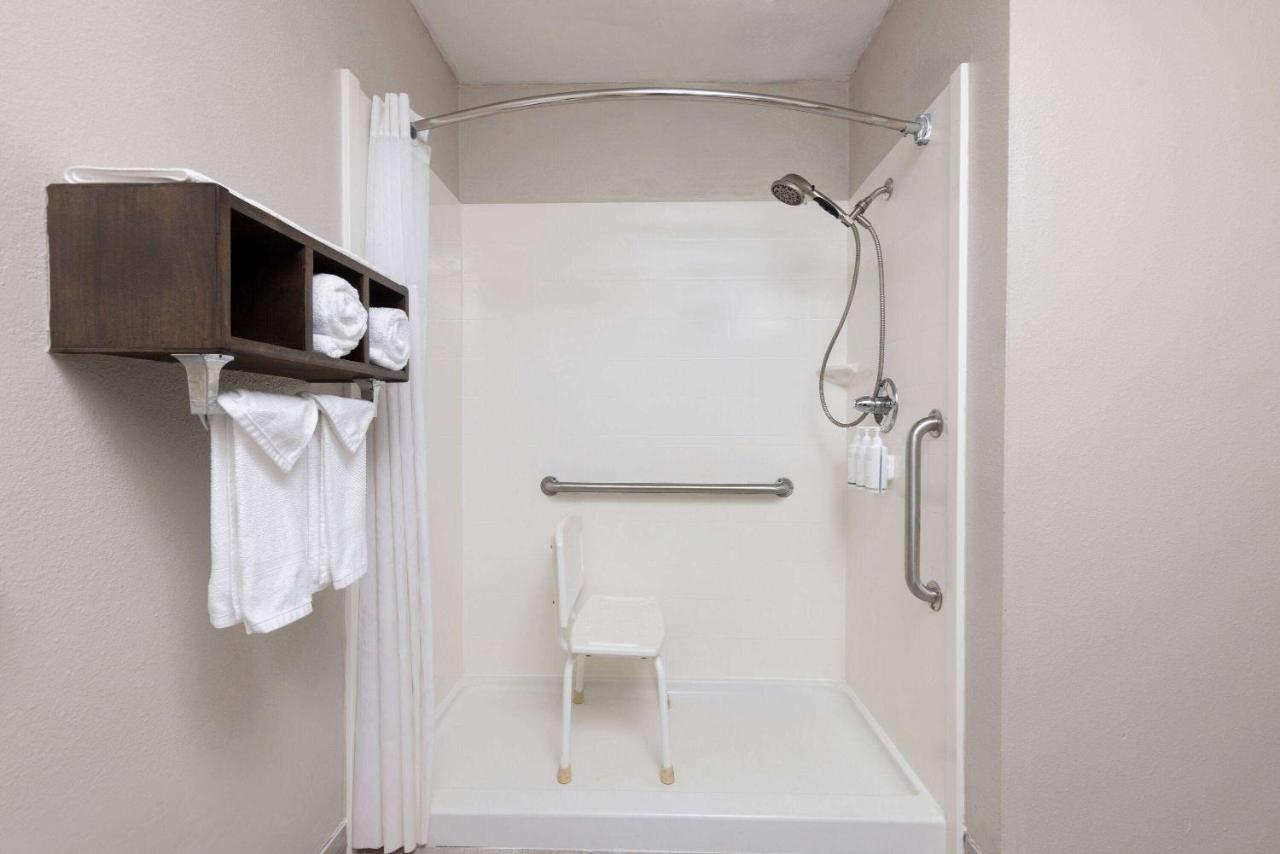  | Days Inn by Wyndham Miami
