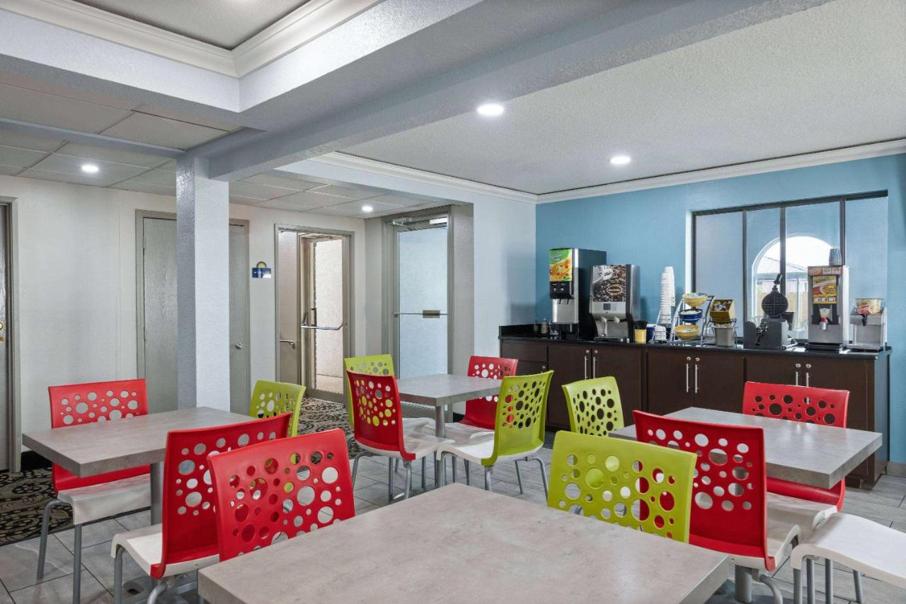  | Days Inn by Wyndham Miami