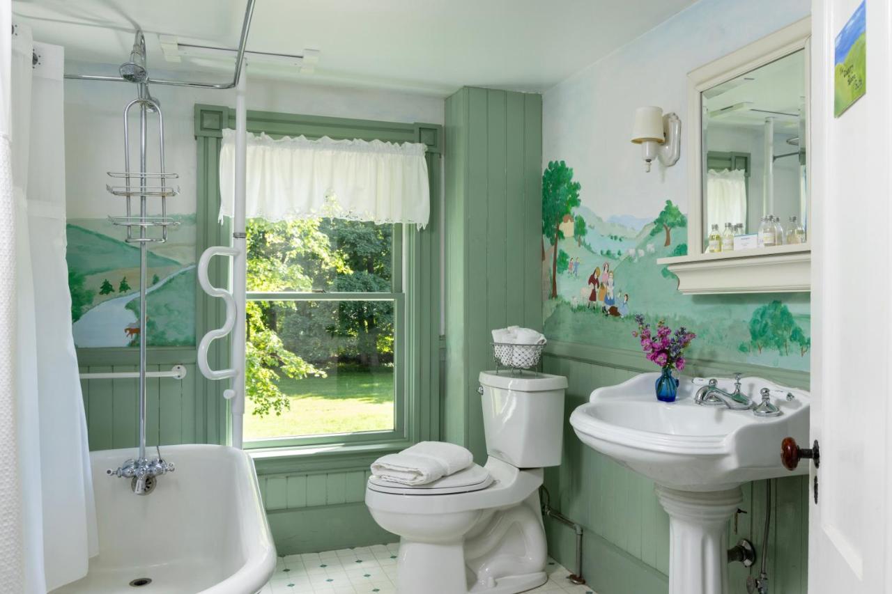 | Maguire House Bed and Breakfast