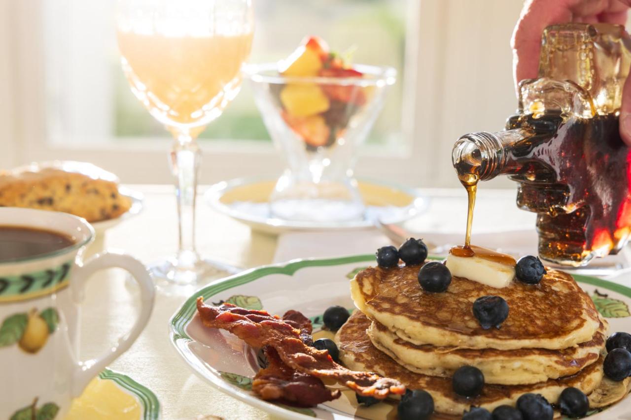 | Maguire House Bed and Breakfast