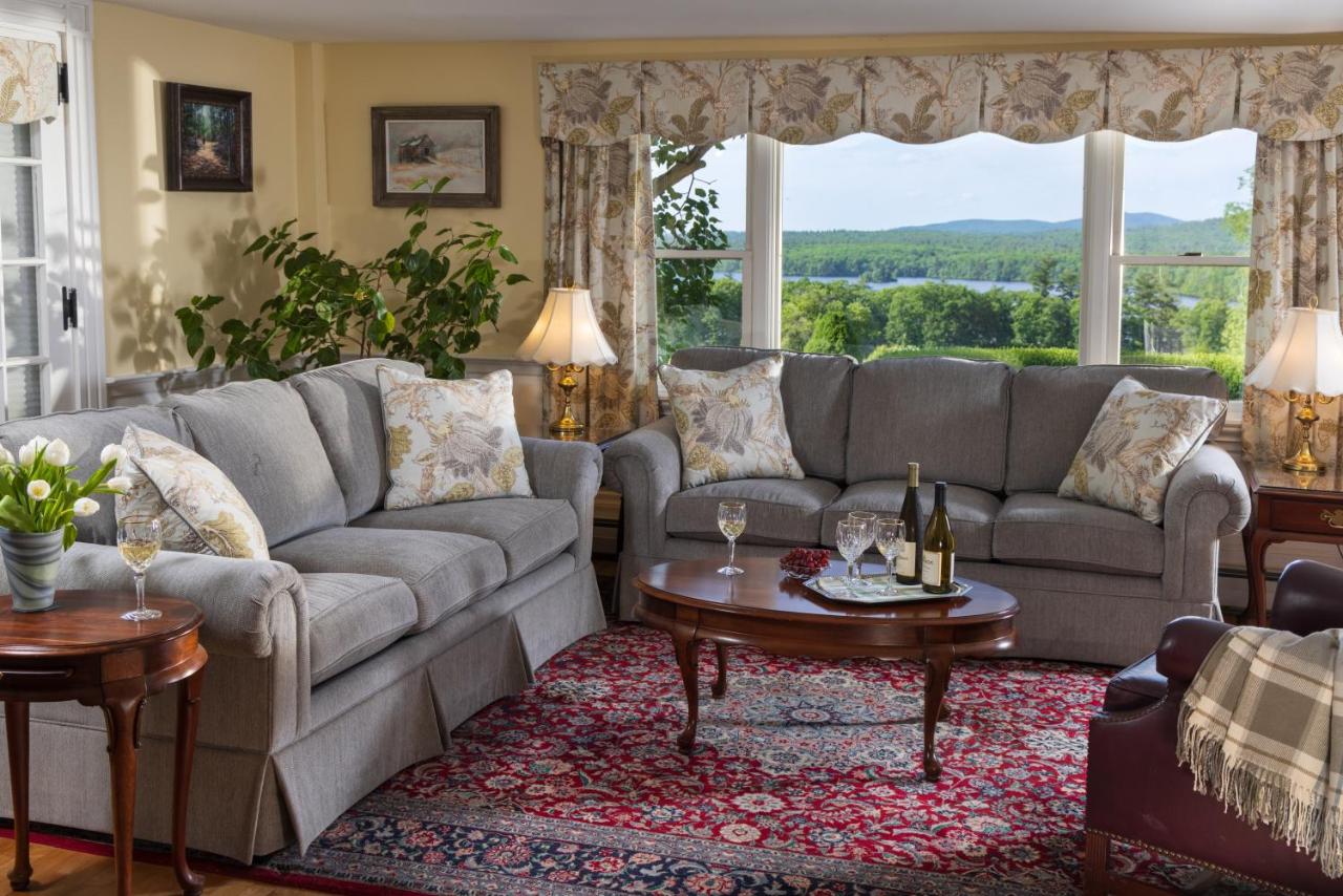 | Maguire House Bed and Breakfast