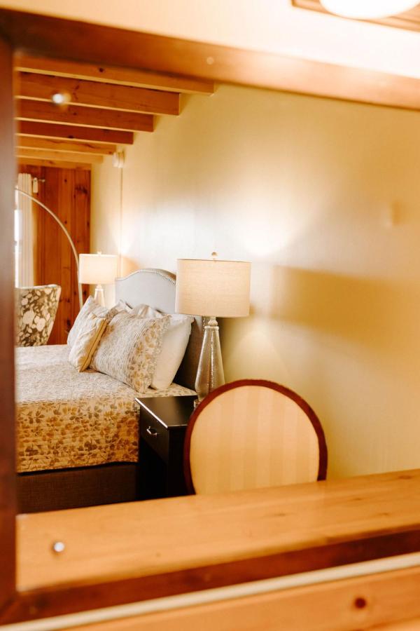 | Snowvillage Inn