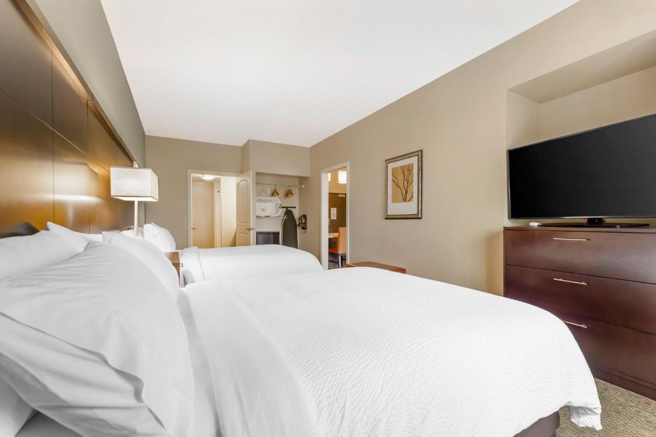 | Staybridge Suites - Pittsburgh-Cranberry Township, an IHG Hotel