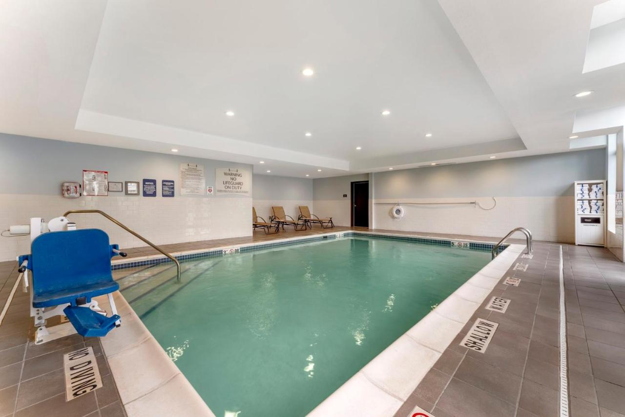 | Staybridge Suites - Pittsburgh-Cranberry Township, an IHG Hotel