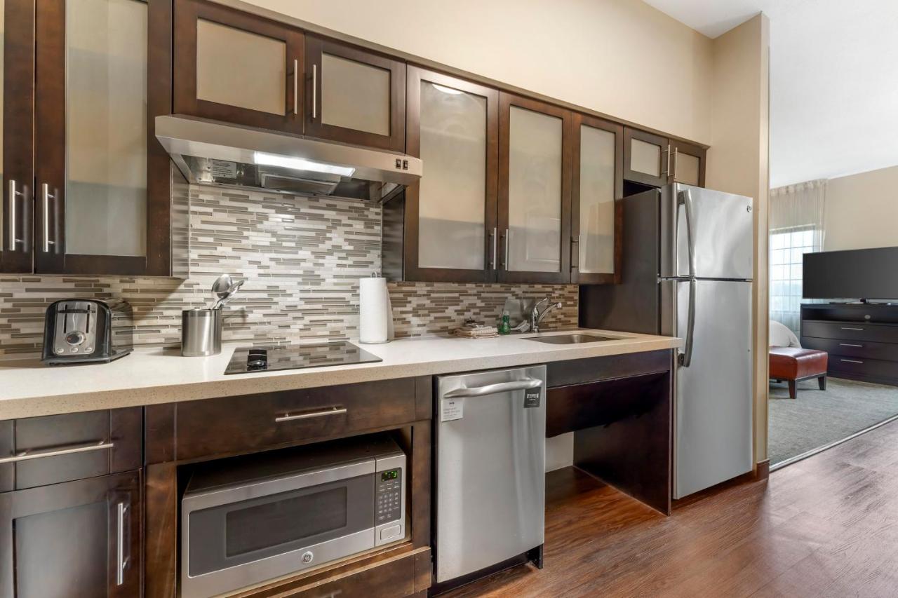 | Staybridge Suites - Pittsburgh-Cranberry Township, an IHG Hotel