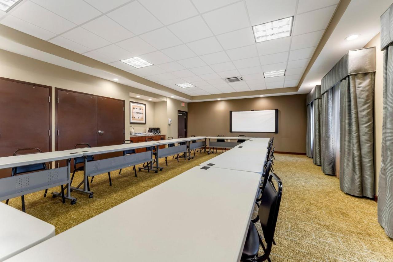 | Staybridge Suites - Pittsburgh-Cranberry Township, an IHG Hotel