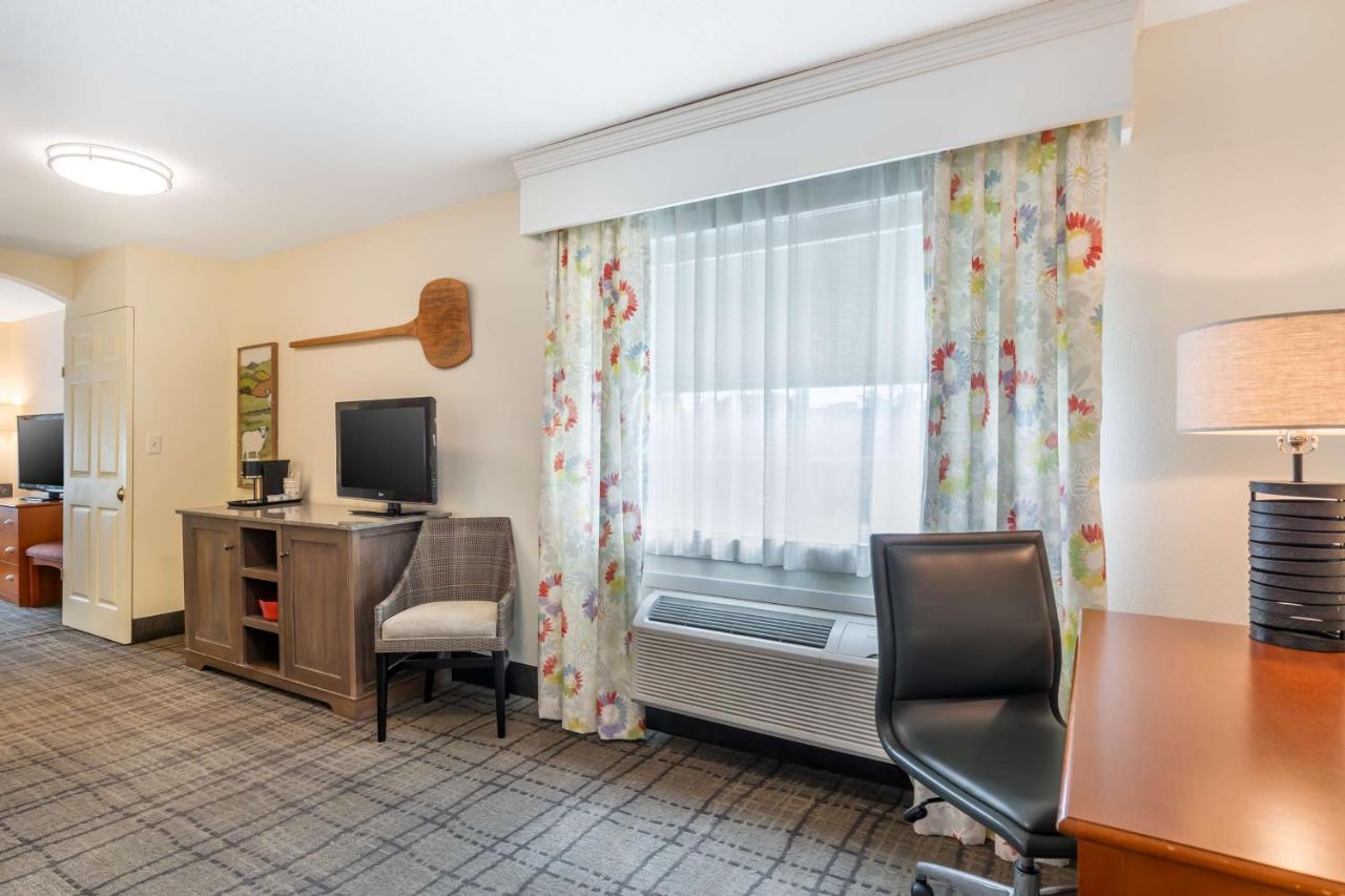 Executive King Suite - Non-Smoking at Best Western Plus University Park Inn & Suites