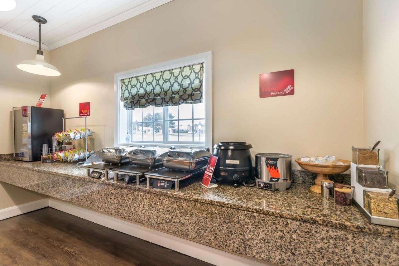 | Best Western Plus University Park Inn & Suites