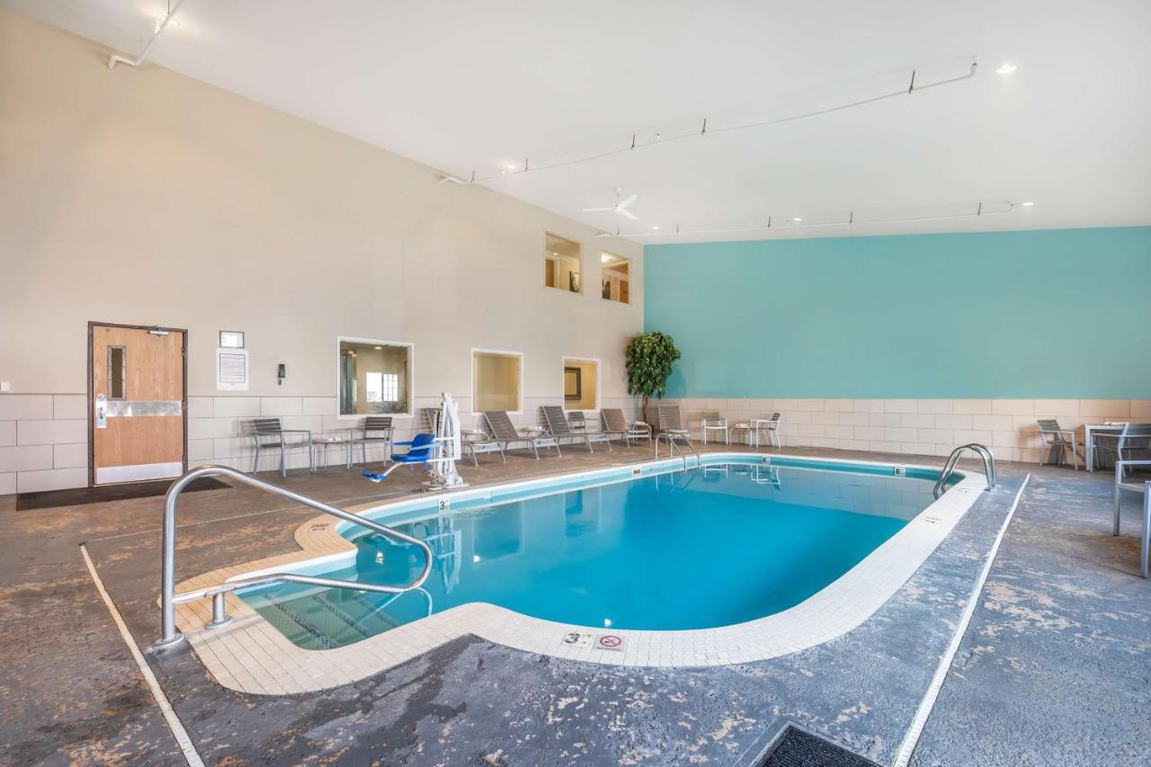 | Best Western Plus University Park Inn & Suites