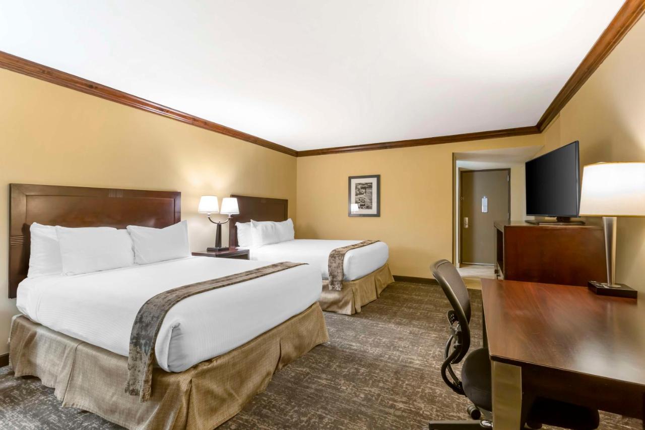 Queen Room with Two Queen Beds at Best Western Plus Raton Hotel