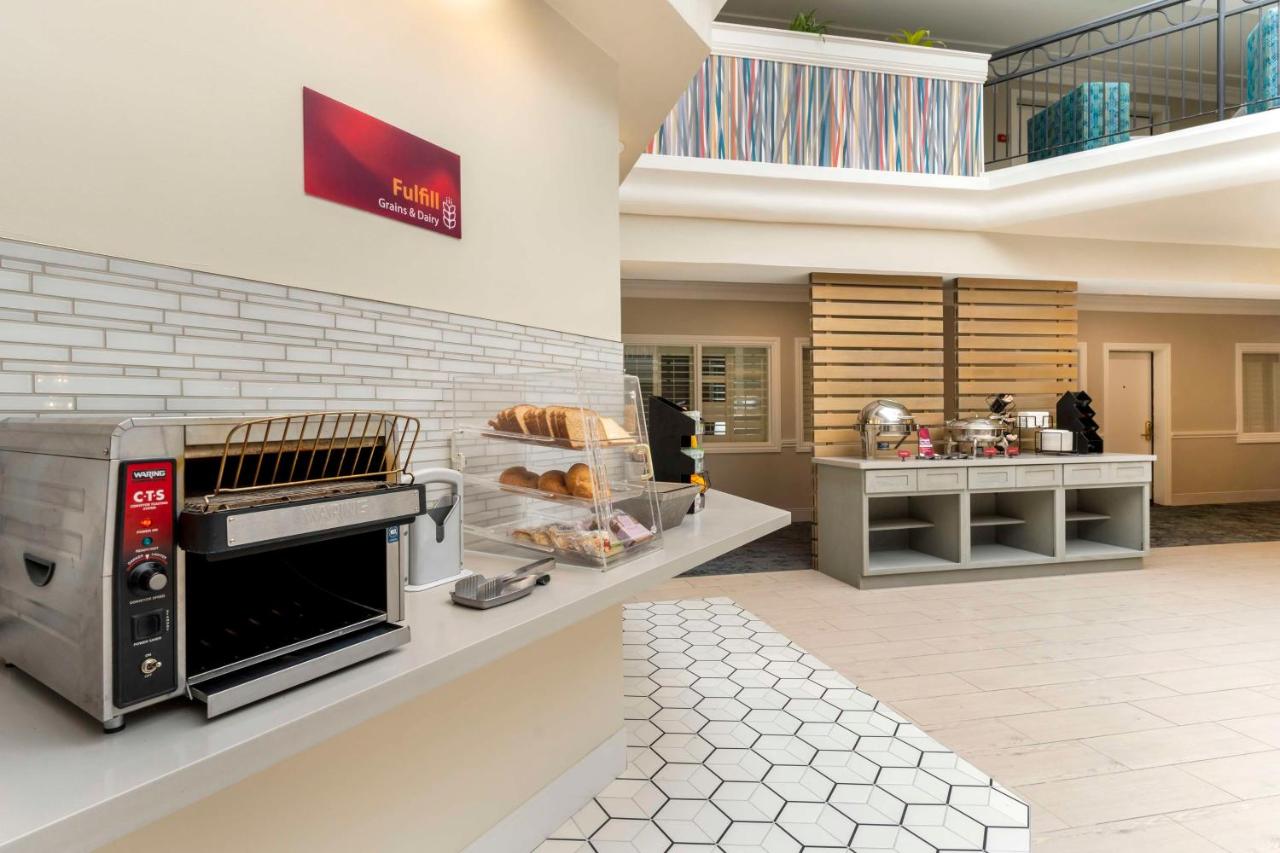 | Best Western Plus All Suites Inn