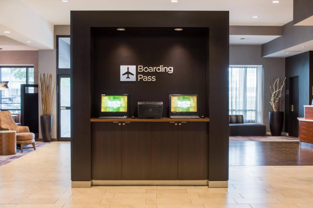 | Courtyard by Marriott Seattle Federal Way
