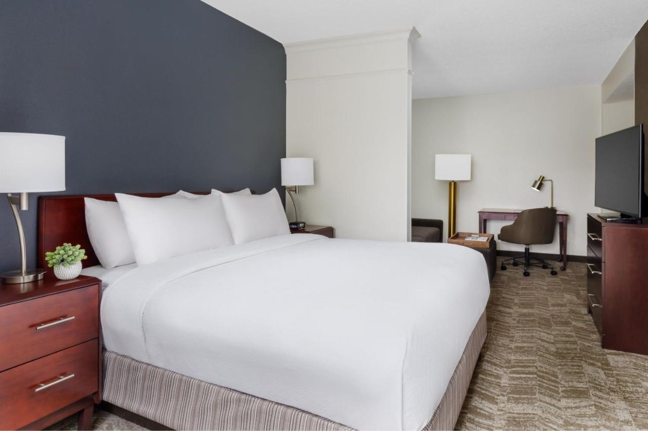 King Suite with Sofa Bed at SpringHill Suites Manchester-Boston Regional Airport
