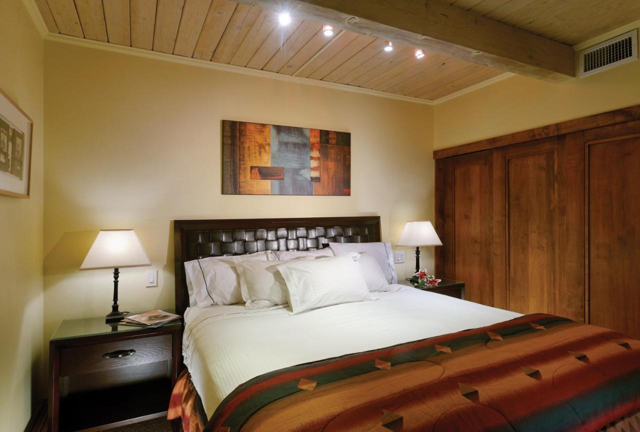 | Aspen Square Condominium Hotel