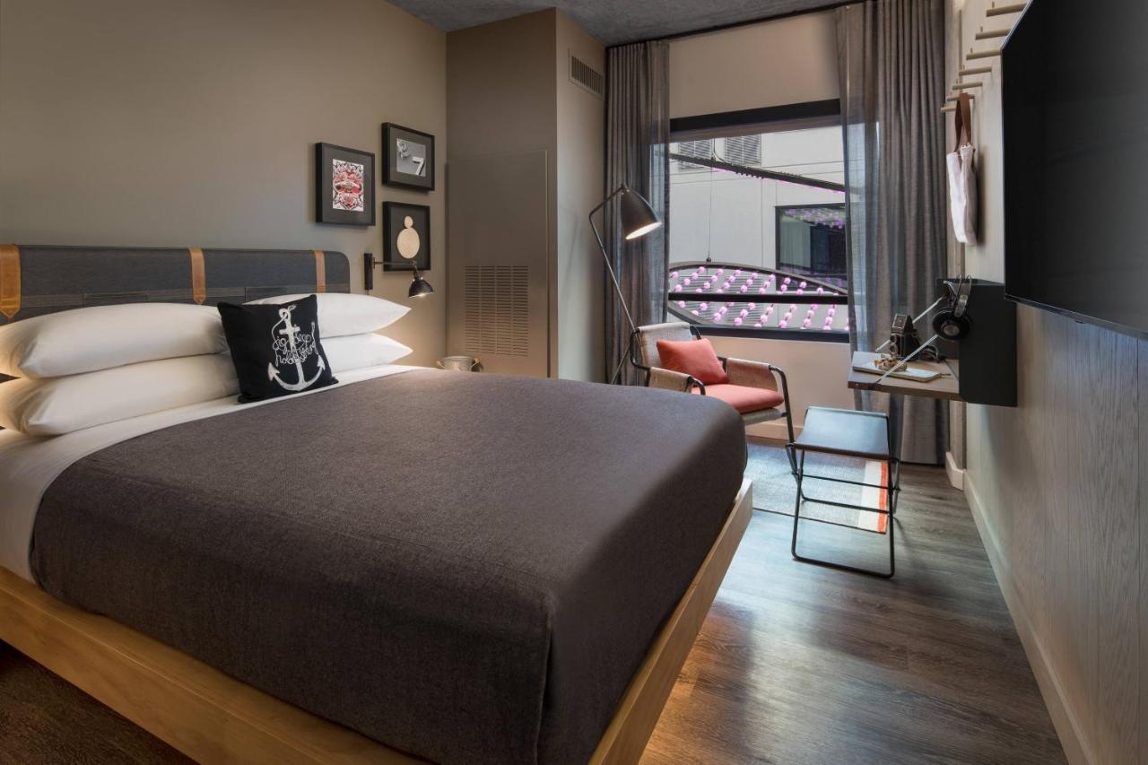  | Moxy San Diego Gaslamp Quarter