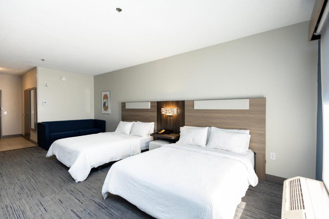  | Holiday Inn Express Hotel and Suites Marysville, an IHG Hotel
