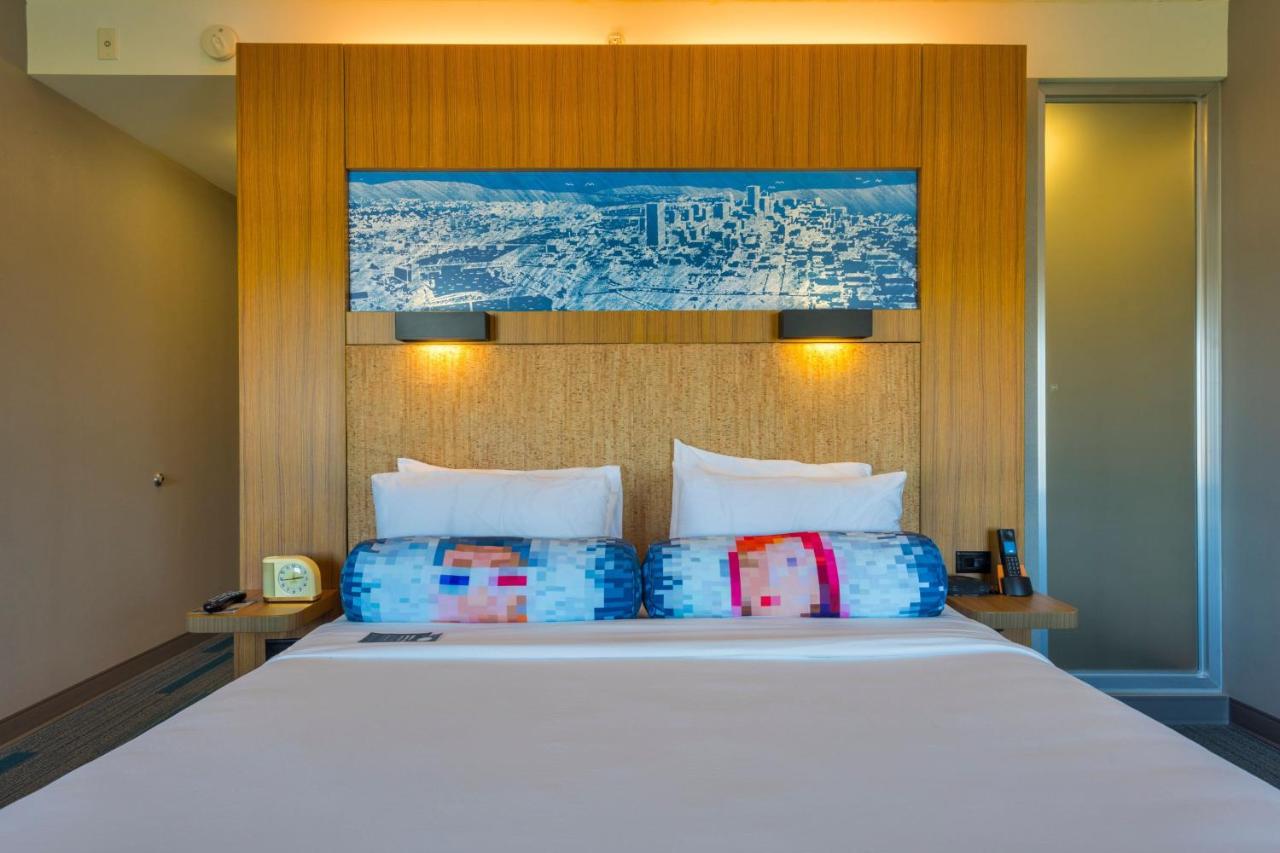 | Aloft Portland Airport Hotel at Cascade Station