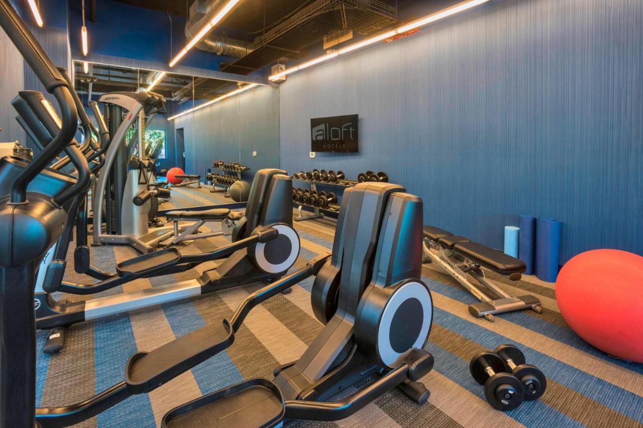 | Aloft Portland Airport Hotel at Cascade Station