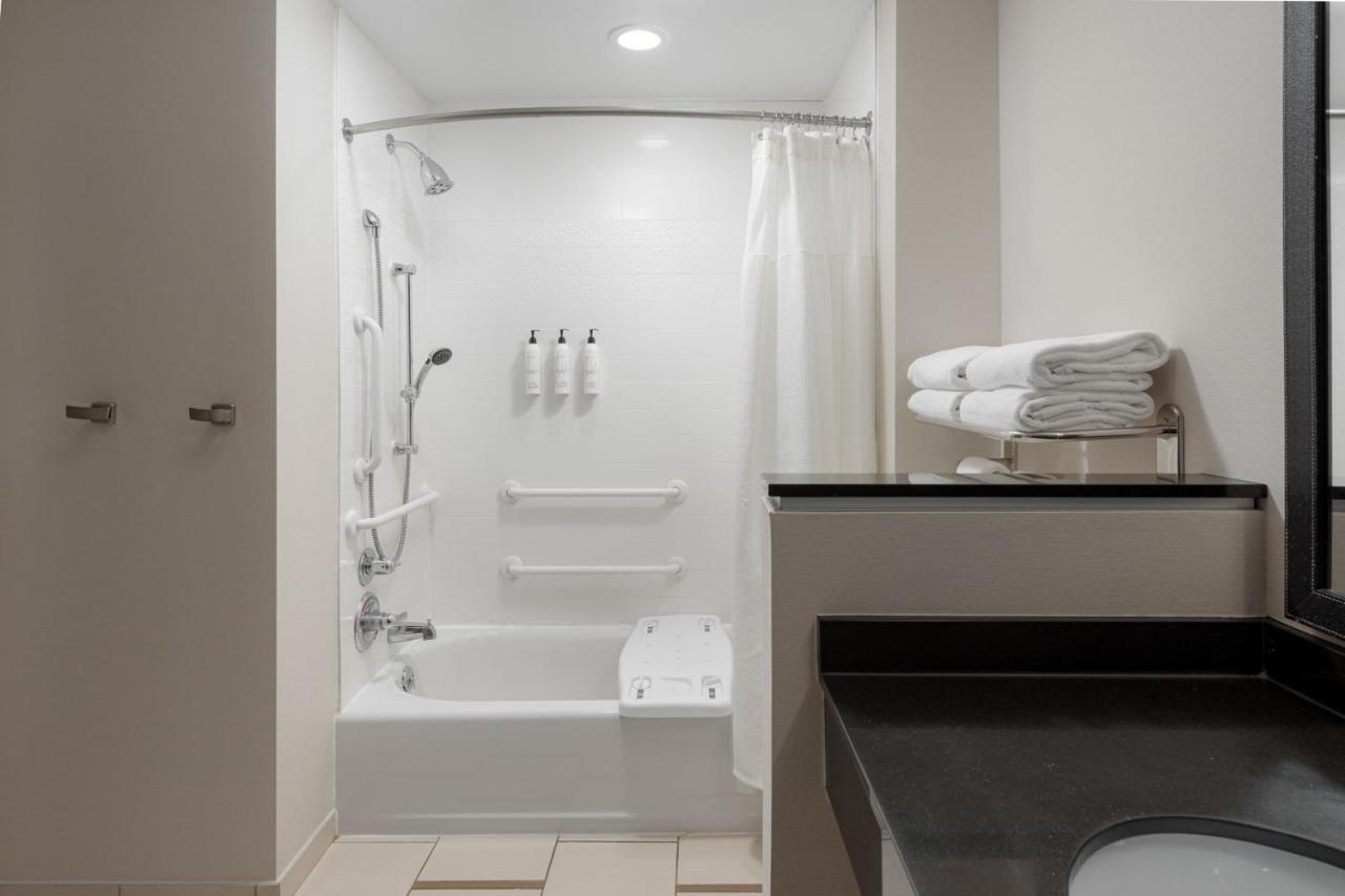  | Fairfield Inn & Suites Columbia