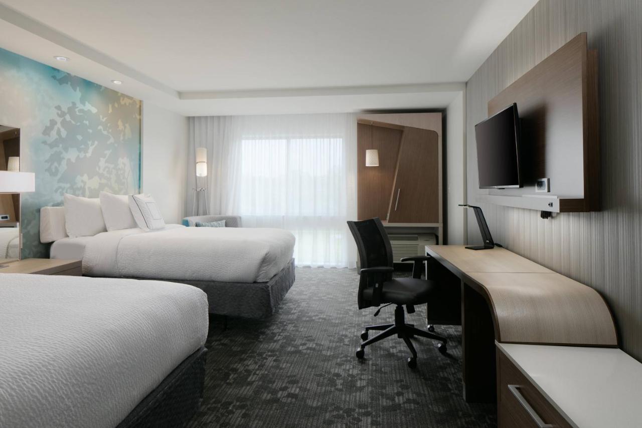  | Courtyard by Marriott Omaha Bellevue Beardmore Event Center