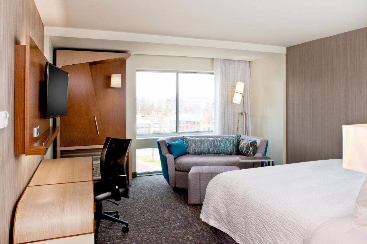 | Courtyard by Marriott Yonkers Westchester County