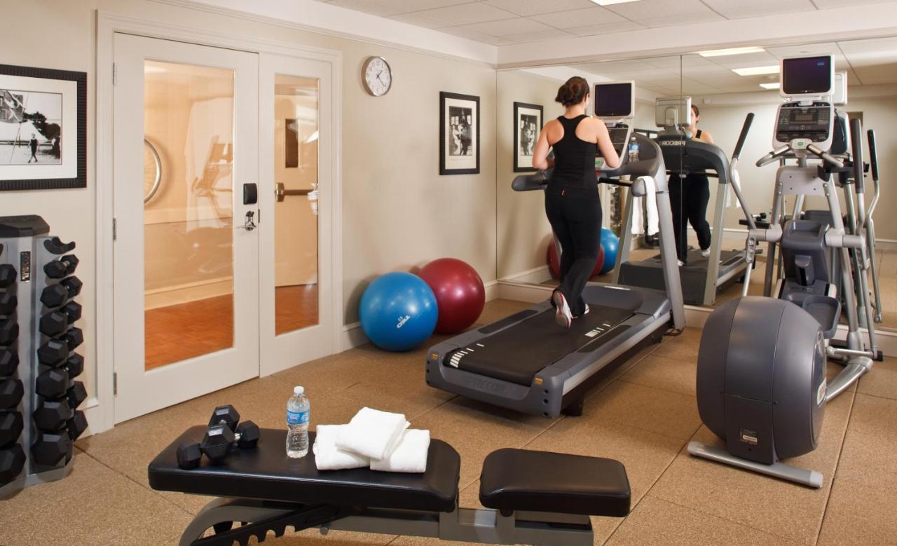 | Chestnut Hill Hotel