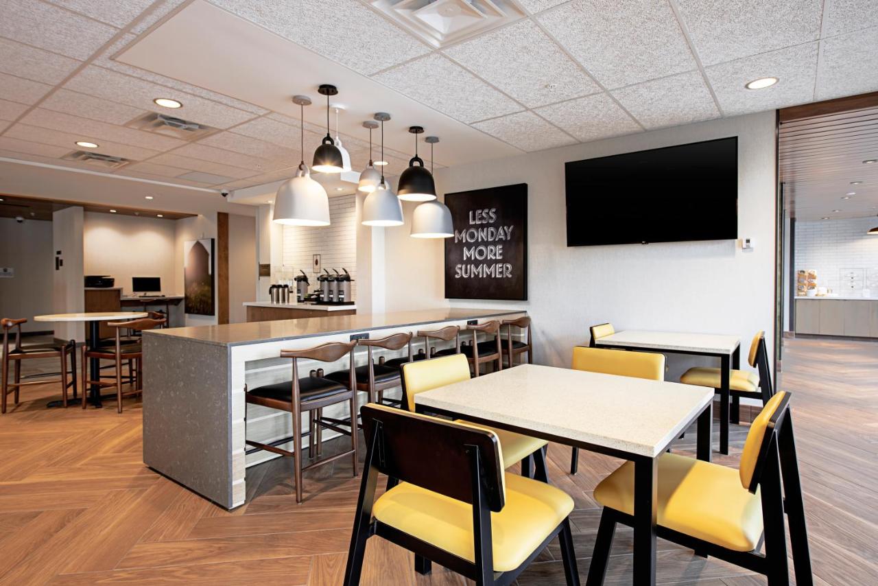 | Fairfield Inn & Suites by Marriott Duluth Waterfront