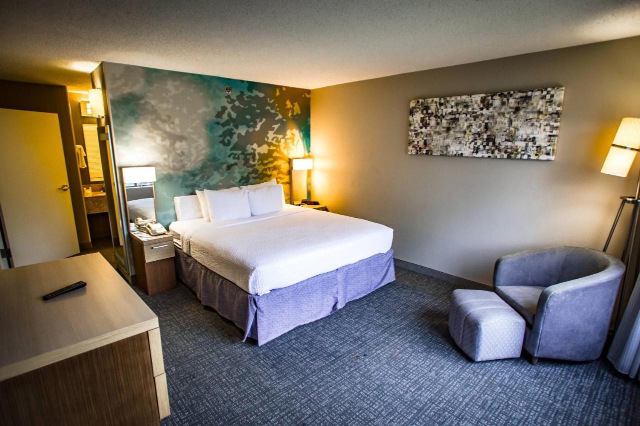 | Courtyard Memphis East/Bill Morris Parkway