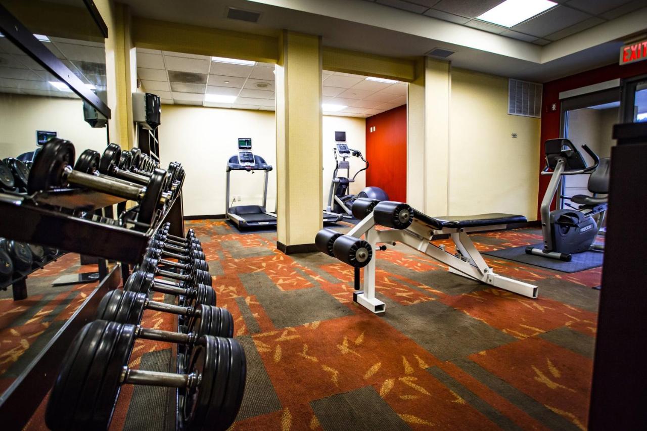 | Courtyard Memphis East/Bill Morris Parkway