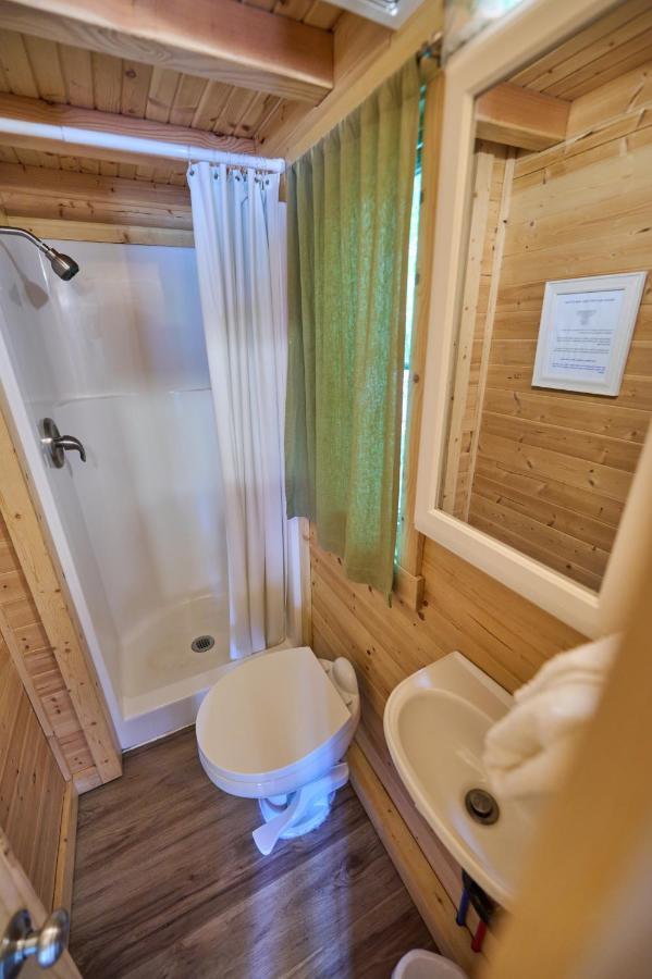| Mount Hood Village Deluxe Cabin 5