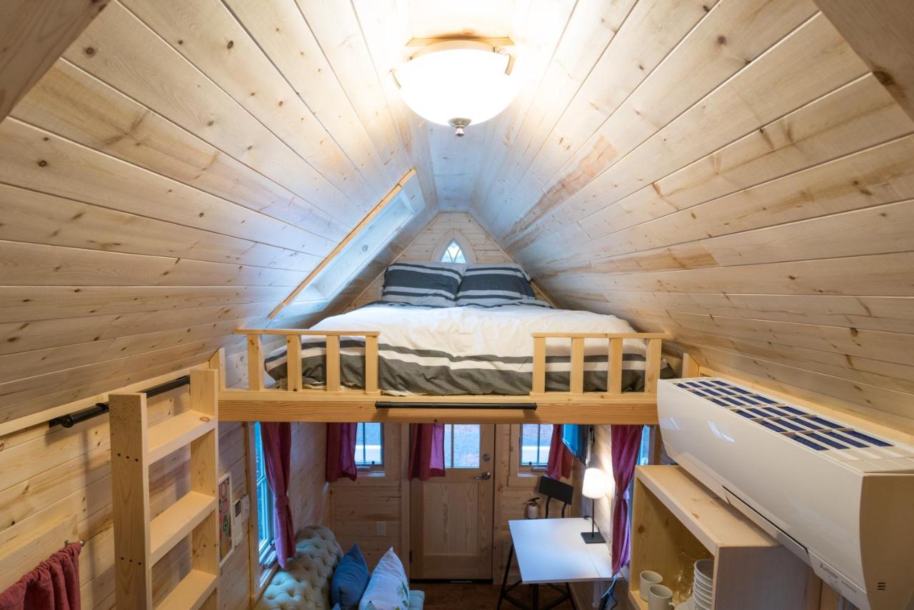 | Mount Hood Village Deluxe Cabin 5