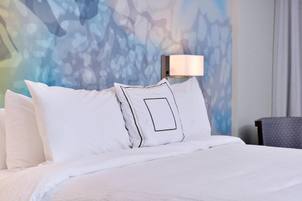 | Courtyard Kansas City Olathe