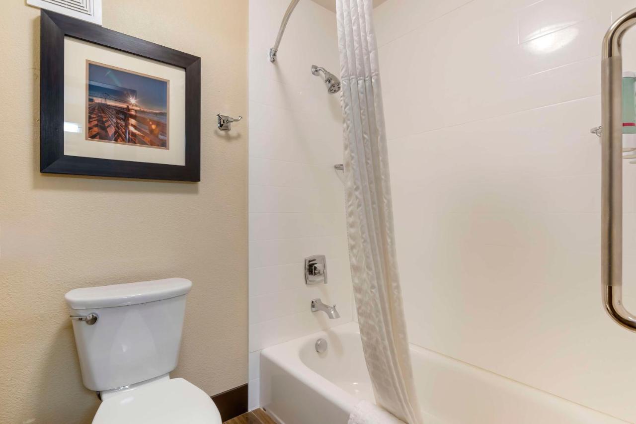 | Comfort Suites Columbia River