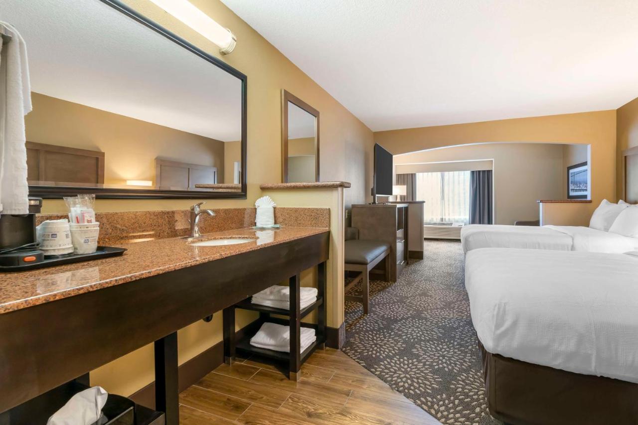 | Comfort Suites Columbia River